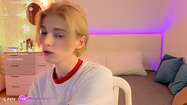 fiachand online show from March 8, 2026, 4:32 pm