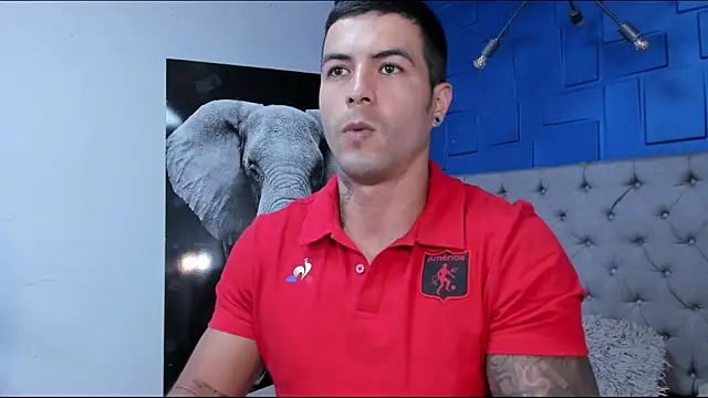 andres-clark92 online show from September 19, 2025, 5:50 pm