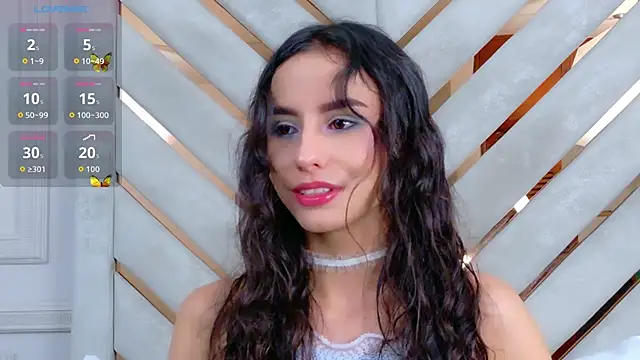 Sarah-Grace online show from October 1, 2025, 3:00 am