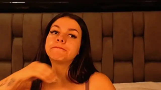 Snapshot of NathyMiller chatting on October 21, 2025, 12:04 pm NathyMiller online show from October 21, 2025, 12:04 pm