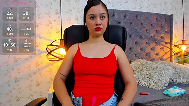 Snapshot of Aprilwatson chatting on September 17, 2025, 9:39 pm Aprilwatson online show from September 17, 2025, 9:39 pm