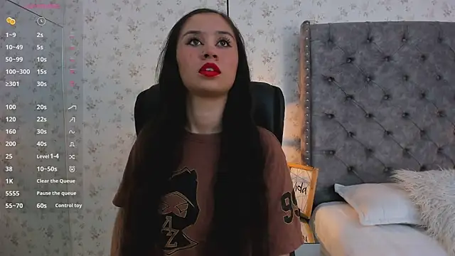 Snapshot of Aprilwatson chatting on September 25, 2025, 6:47 pm Aprilwatson online show from September 25, 2025, 6:47 pm