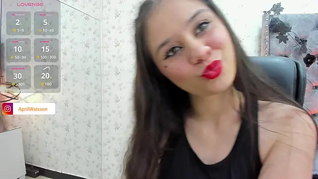 Snapshot of Aprilwatson chatting on October 17, 2025, 7:04 pm Aprilwatson online show from October 17, 2025, 7:04 pm