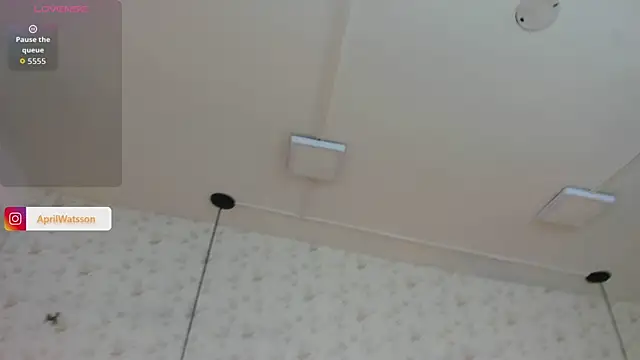 Snapshot of Aprilwatson chatting on October 19, 2025, 1:47 pm Aprilwatson online show from October 19, 2025, 1:47 pm