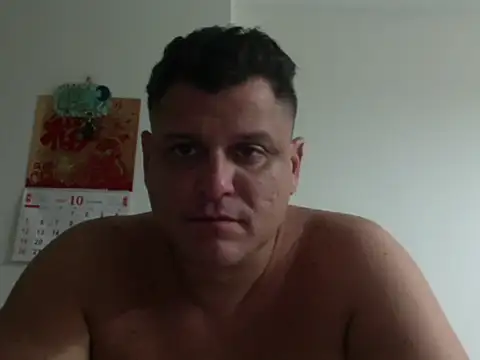 zeusmasterhorny online show from November 1, 2025, 4:41 am