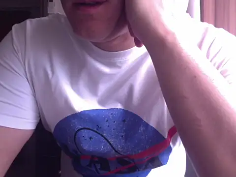 zeusmasterhorny online show from October 24, 2025, 4:50 pm