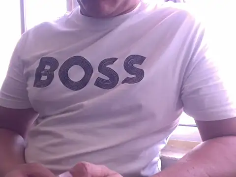 zeusmasterhorny online show from October 21, 2025, 3:22 pm