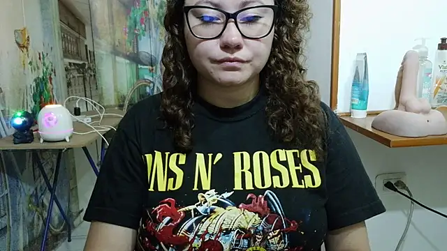 greeneyes nurse online show from April 22, 2026, 2:18 am