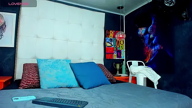 Snapshot of Matteo12_ chatting on September 14, 2025, 4:24 am Matteo12 online show from September 14, 2025, 4:24 am