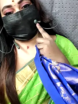 Cutie nila26 online show from October 27, 2025, 5:41 am