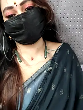 Cutie nila26 online show from October 4, 2025, 5:42 am