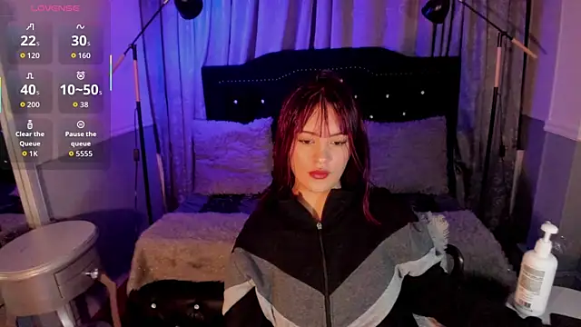 Snapshot of Jolie_price chatting on October 11, 2025, 3:18 am Jolie price online show from October 11, 2025, 3:18 am