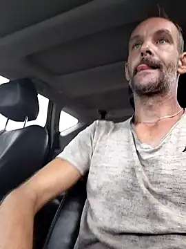 Hungwell1515 online show from October 10, 2025, 12:17 pm