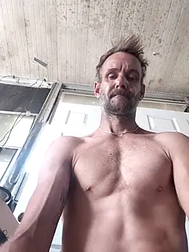 Hungwell1515 online show from March 11, 2026, 6:46 pm