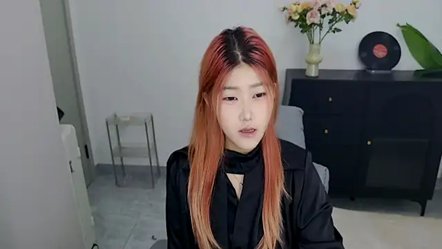 Snapshot of xiaouli chatting on November 1, 2025, 3:02 am xiaouli online show from November 1, 2025, 3:02 am