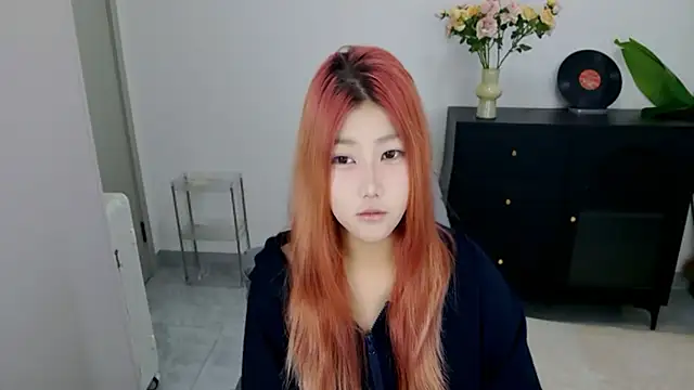 Snapshot of xiaouli chatting on October 19, 2025, 2:03 am xiaouli online show from October 19, 2025, 2:03 am