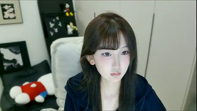 Snapshot of wanzi-1229 chatting on October 30, 2025, 6:44 am wanzi-1229 online show from October 30, 2025, 6:44 am