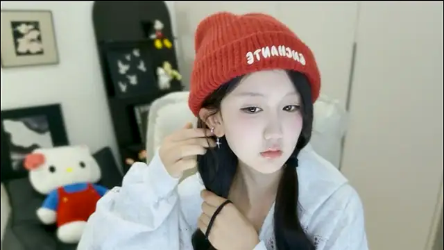 Snapshot of wanzi-1229 chatting on November 18, 2025, 3:43 am wanzi-1229 online show from November 18, 2025, 3:43 am