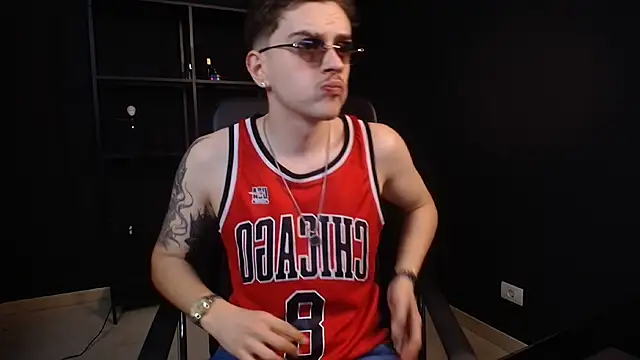 FelixStarkk online show from July 8, 2026, 5:30 am