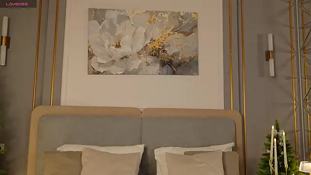 LanaElise online show from December 5, 2025, 5:17 am