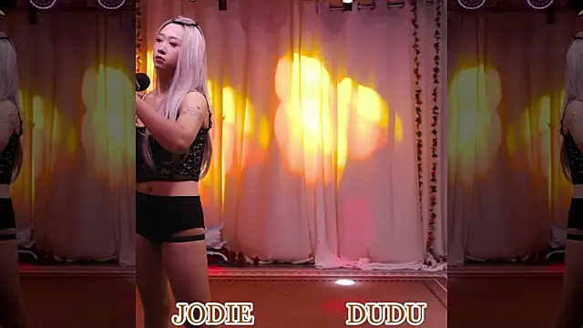 yznt-dudu online show from July 12, 2026, 3:18 am