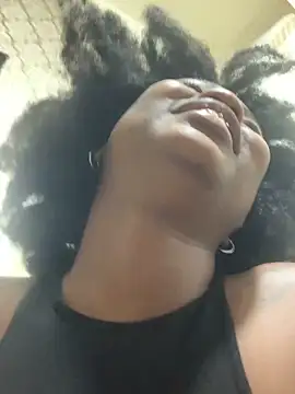 Snapshot of ItsMsBankss02 chatting on October 9, 2025, 6:41 pm ItsMsBankss02 online show from October 9, 2025, 6:41 pm