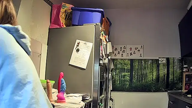 Snapshot of SexyMilf_37 chatting on November 6, 2025, 8:24 pm SexyMilf 37 online show from November 6, 2025, 8:24 pm