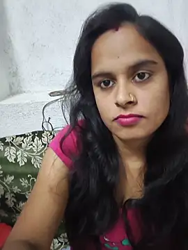 Hot-Riya001 online show from May 25, 2026, 5:11 pm