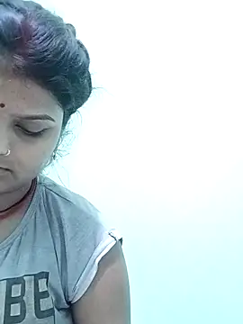 Hot mirchjii online show from September 24, 2025, 11:32 pm