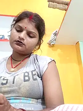 Hot mirchjii online show from October 13, 2025, 11:34 am