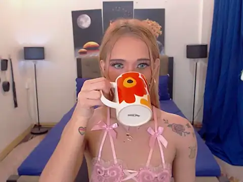 PreciousAmore online show from October 5, 2025, 10:06 am