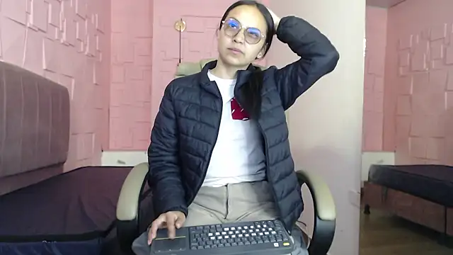 katalina07 1 online show from March 22, 2026, 2:07 pm