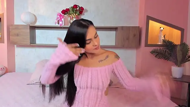 Snapshot of Emilly_Beaumont chatting on September 26, 2025, 1:51 pm Emilly Beaumont online show from September 26, 2025, 1:51 pm