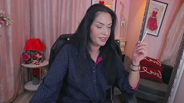 Snapshot of MyLovOne chatting on October 14, 2025, 11:11 am MyLovOne online show from October 14, 2025, 11:11 am