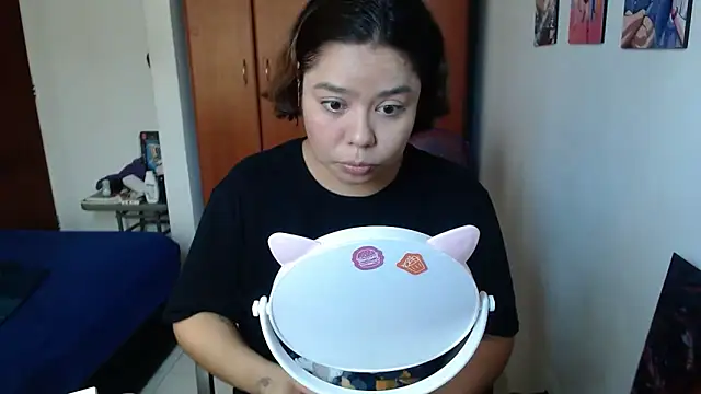 saenz eymi online show from December 5, 2025, 2:26 pm