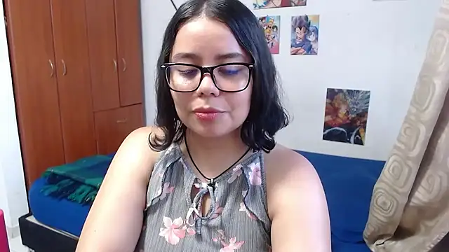 Snapshot of saenz_eymi chatting on September 27, 2025, 10:27 pm saenz eymi online show from September 27, 2025, 10:27 pm