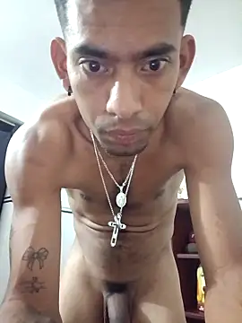 Negritohot2828 online show from April 17, 2026, 2:58 am