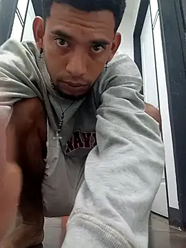 Negritohot2828 online show from January 18, 2026, 11:30 pm