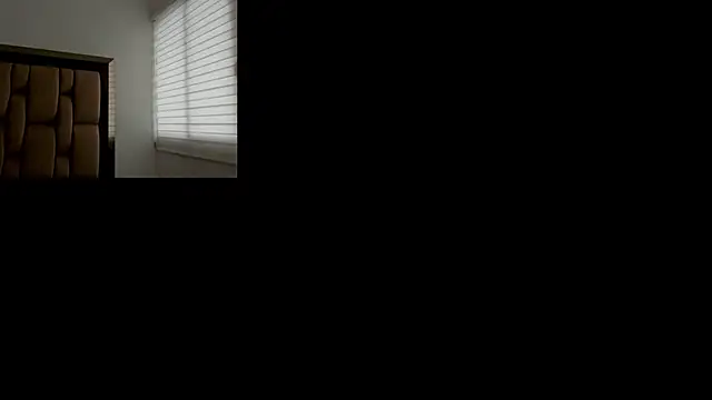 Enzo issis online show from October 15, 2025, 6:05 pm