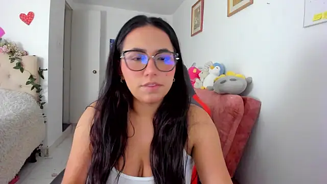 Katie bell online show from September 16, 2025, 2:01 am