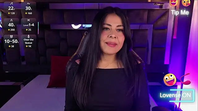 Aniajoness  online show from April 7, 2026, 3:19 am