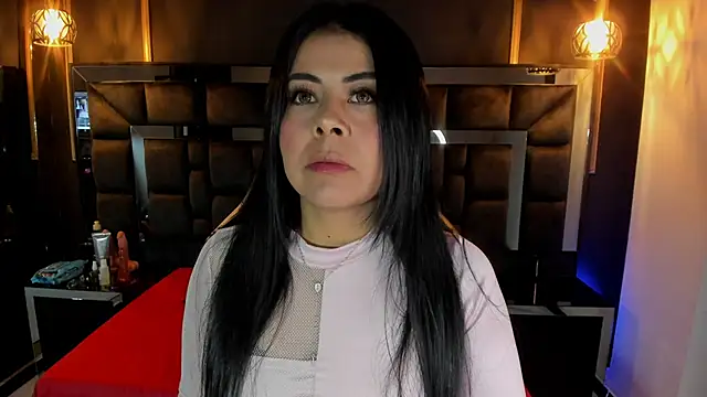 Snapshot of Aniajoness_ chatting on September 25, 2025, 4:18 am Aniajoness  online show from September 25, 2025, 4:18 am