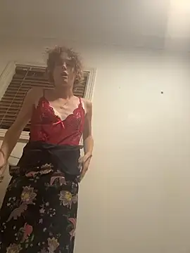 summervera online show from November 17, 2025, 3:16 pm