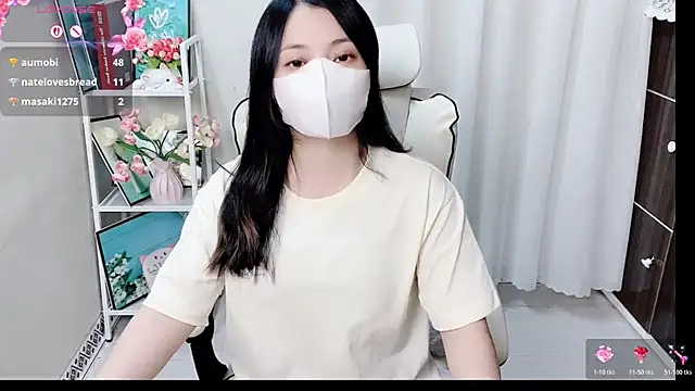 Snapshot of phuongnhi_ chatting on July 1, 2026, 2:17 pm phuongnhi online show from July 1, 2026, 2:17 pm