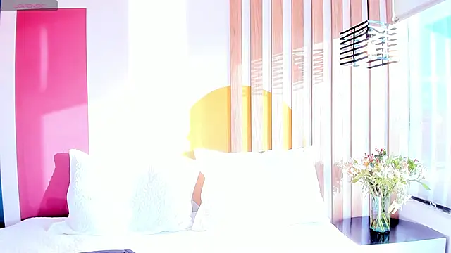 Snapshot of SashaGreyy_ chatting on October 24, 2025, 9:47 pm SashaGreyy online show from October 24, 2025, 9:47 pm