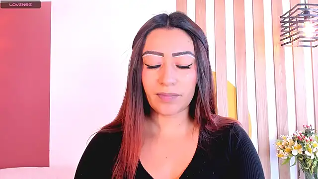 Snapshot of SashaGreyy_ chatting on October 18, 2025, 8:44 pm SashaGreyy online show from October 18, 2025, 8:44 pm