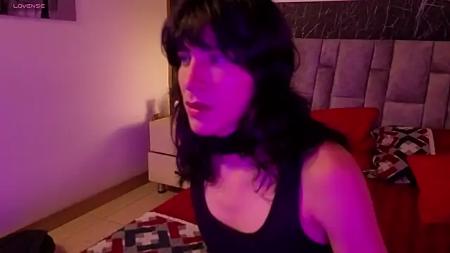 Snapshot of devils_cry chatting on October 2, 2025, 5:00 am devils cry online show from October 2, 2025, 5:00 am