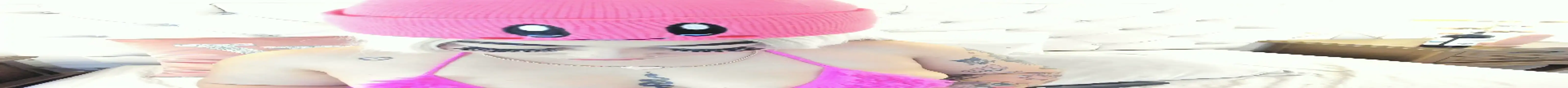 Snapshot of MeganStar__ chatting on September 23, 2025, 12:12 pm MeganStar   online show from September 23, 2025, 12:12 pm