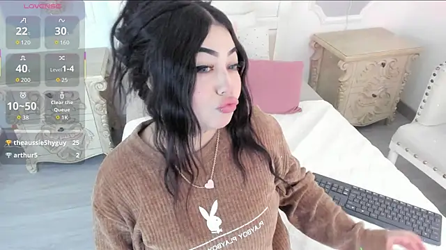 Snapshot of MeganStar__ chatting on October 28, 2025, 11:53 am MeganStar   online show from October 28, 2025, 11:53 am