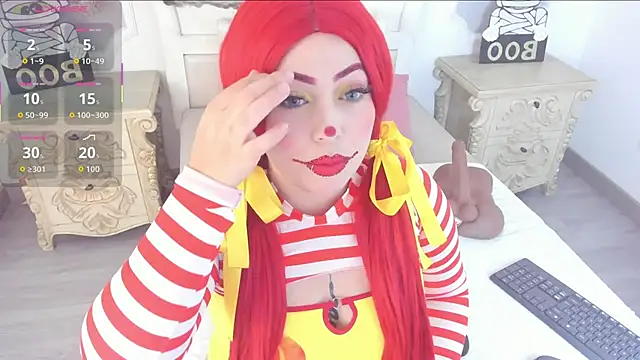 Snapshot of MeganStar__ chatting on October 31, 2025, 12:13 pm MeganStar   online show from October 31, 2025, 12:13 pm